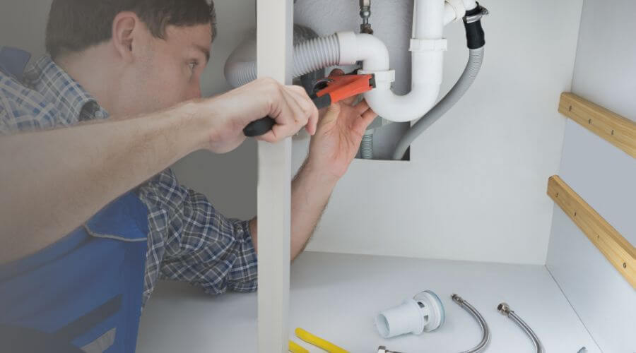 Expert burst pipe repair services in Maxwell, IN